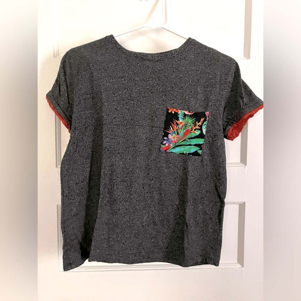 Gray t-shirt